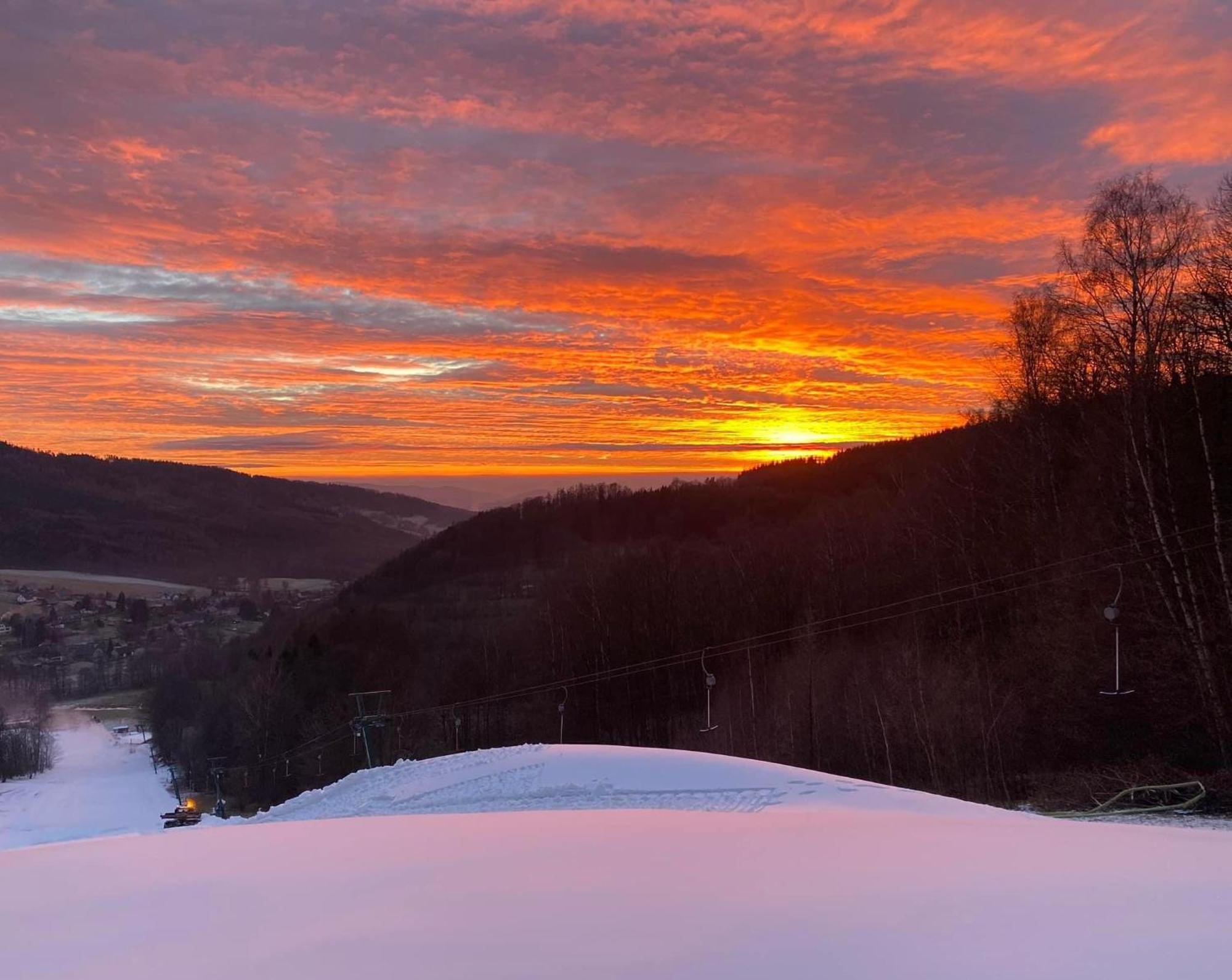 Penzion A Apartmany Skipark Hrabesice Krasne Exteriör bild