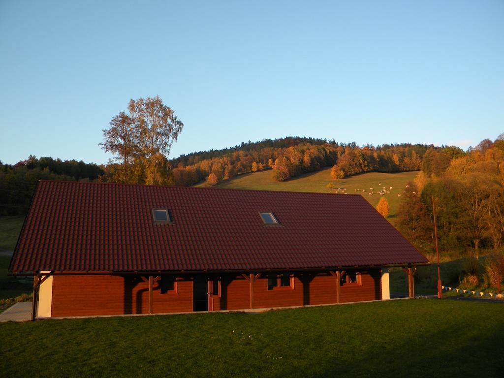 Penzion A Apartmany Skipark Hrabesice Krasne Exteriör bild