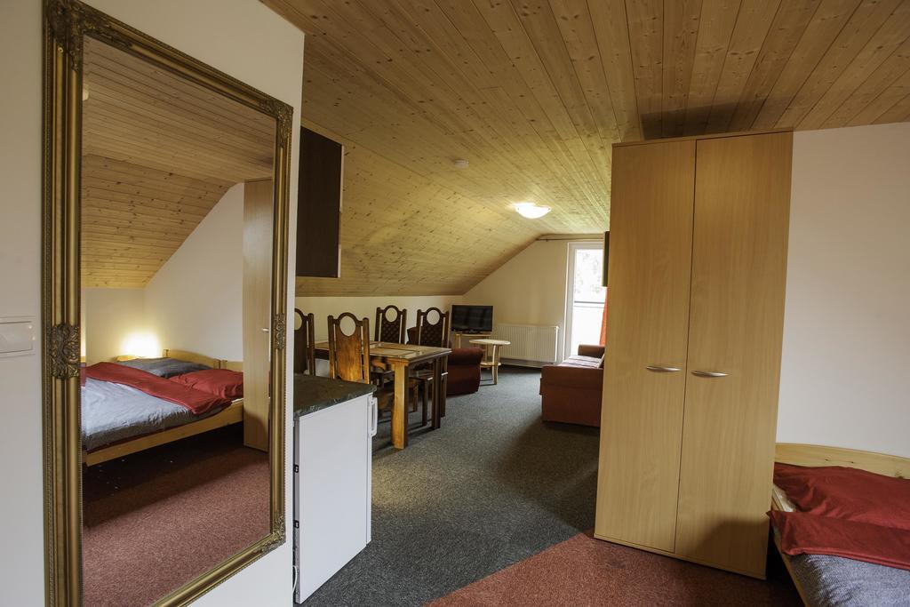 Penzion A Apartmany Skipark Hrabesice Krasne Exteriör bild