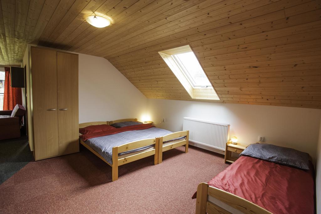 Penzion A Apartmany Skipark Hrabesice Krasne Exteriör bild
